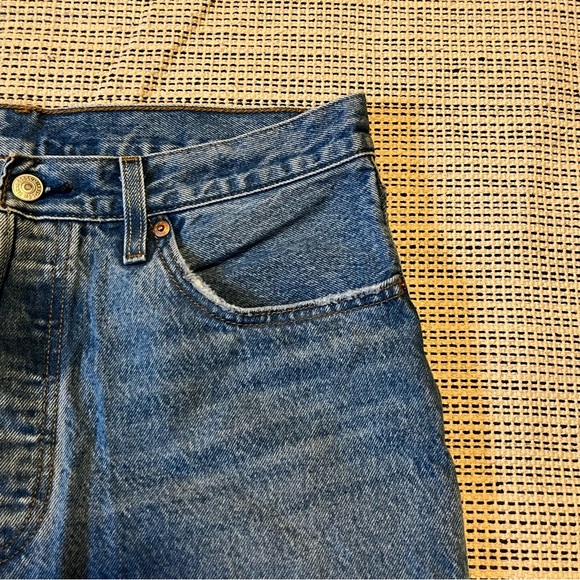 31x26 Levi’s 501 Jeans - Picture 2 of 4